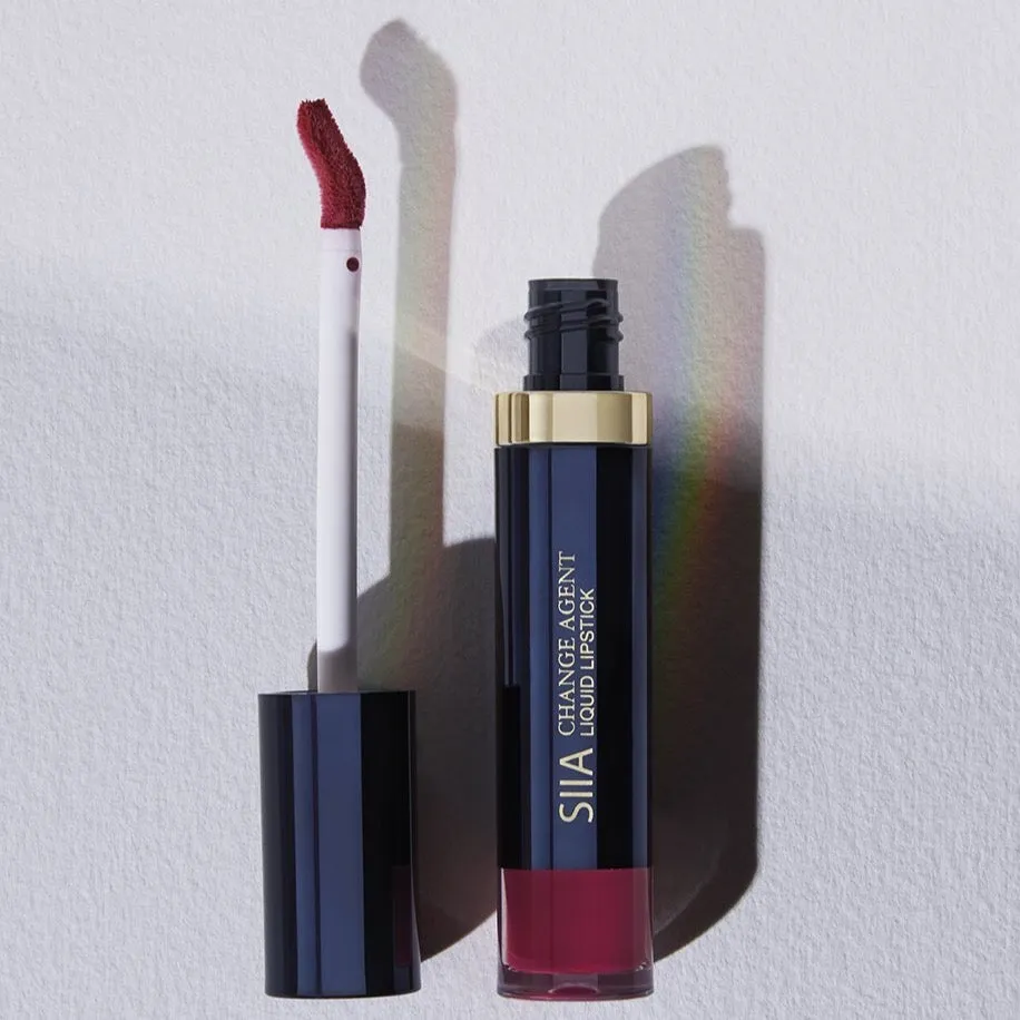 Change Agent Liquid Lipstick L 386 BLACK CHERRY